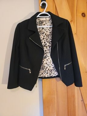 Chico's Black Textured Moto-Style Blazer with Leopard Lining